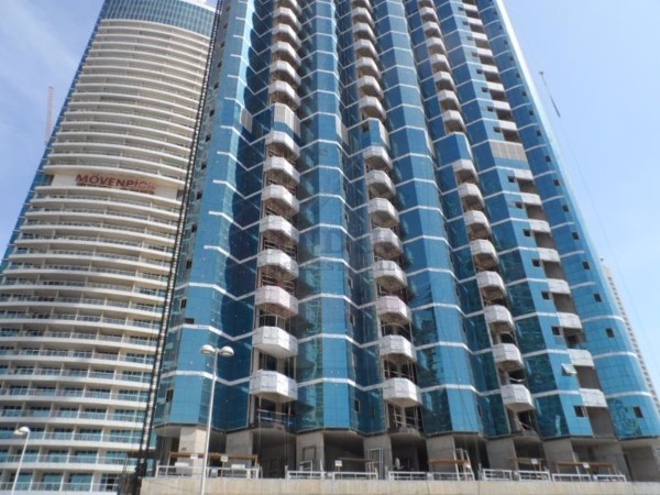 شقة فخمة للبيع في دبي